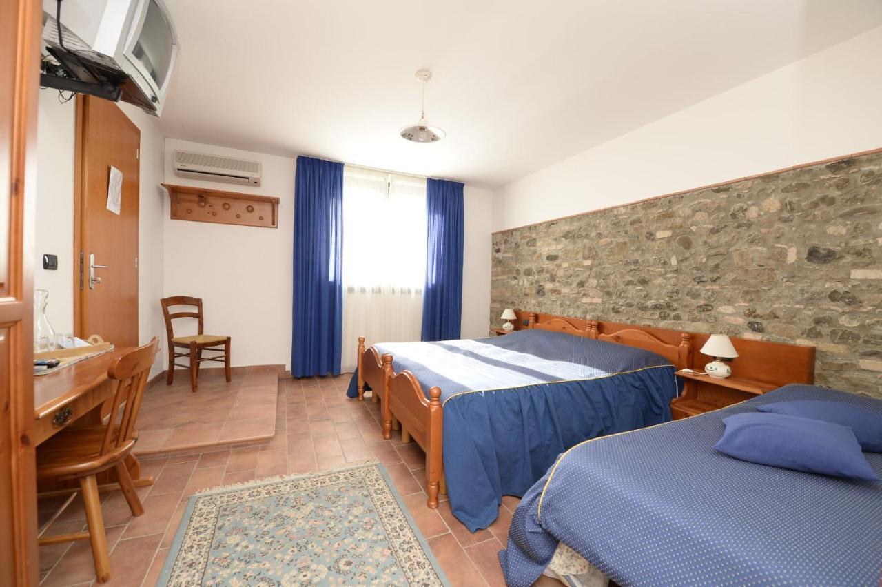 Agriturismo Le Oche Selvatiche Lauzacco Exterior photo